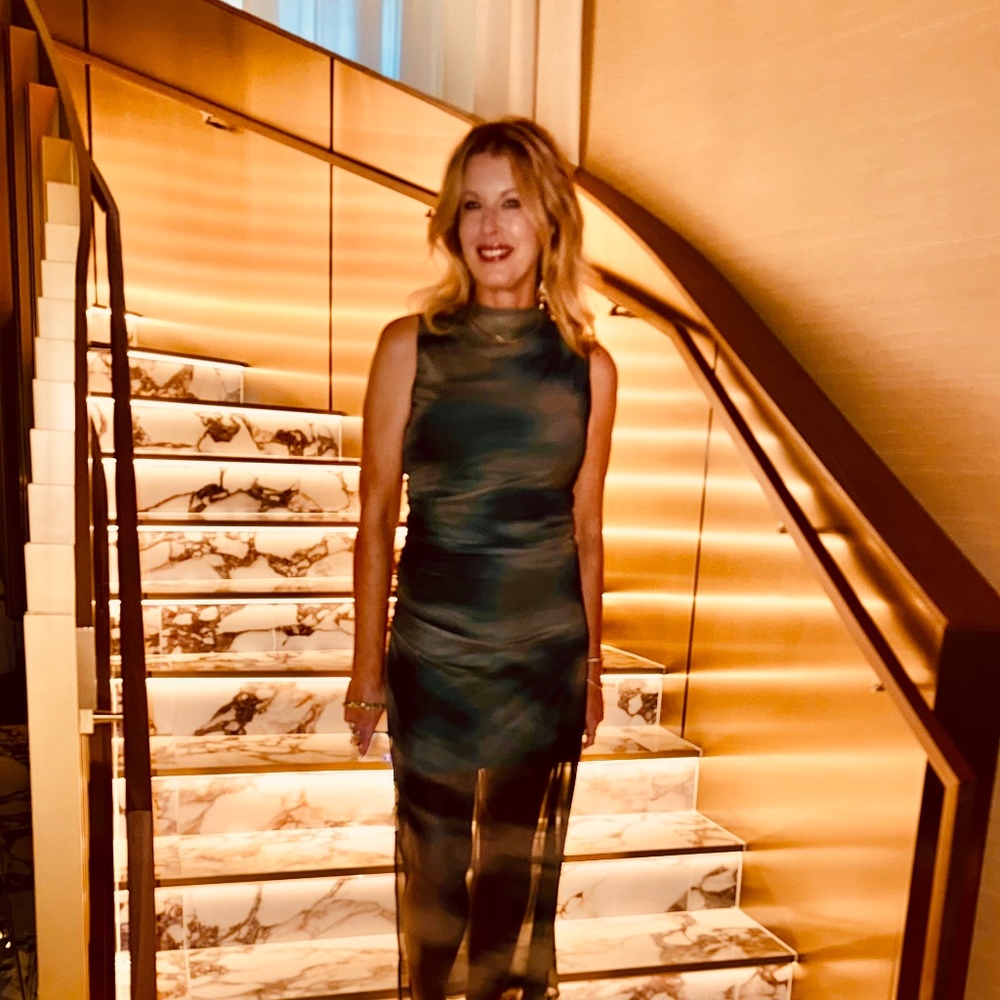 Meet your Posher, Cara